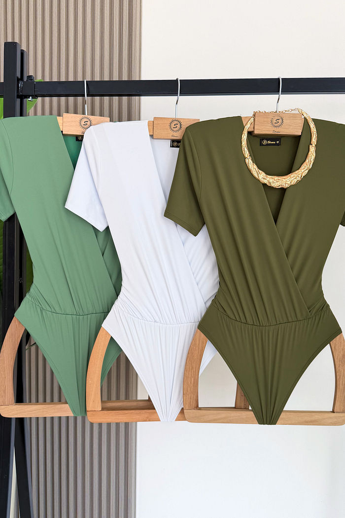 BODY TRANSPASSADO C/ MANGA CURTA LUANA - FECHA COLEÇÃO 