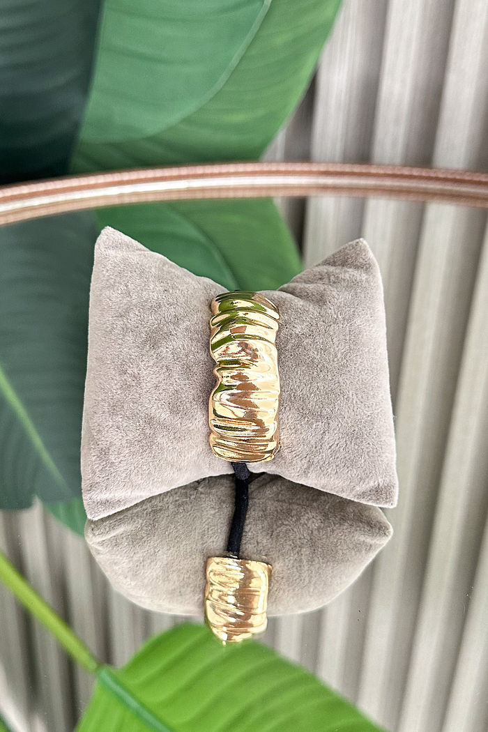 AMARRADOR DE CABELO COM FIVELA DOURADA MONIQUE