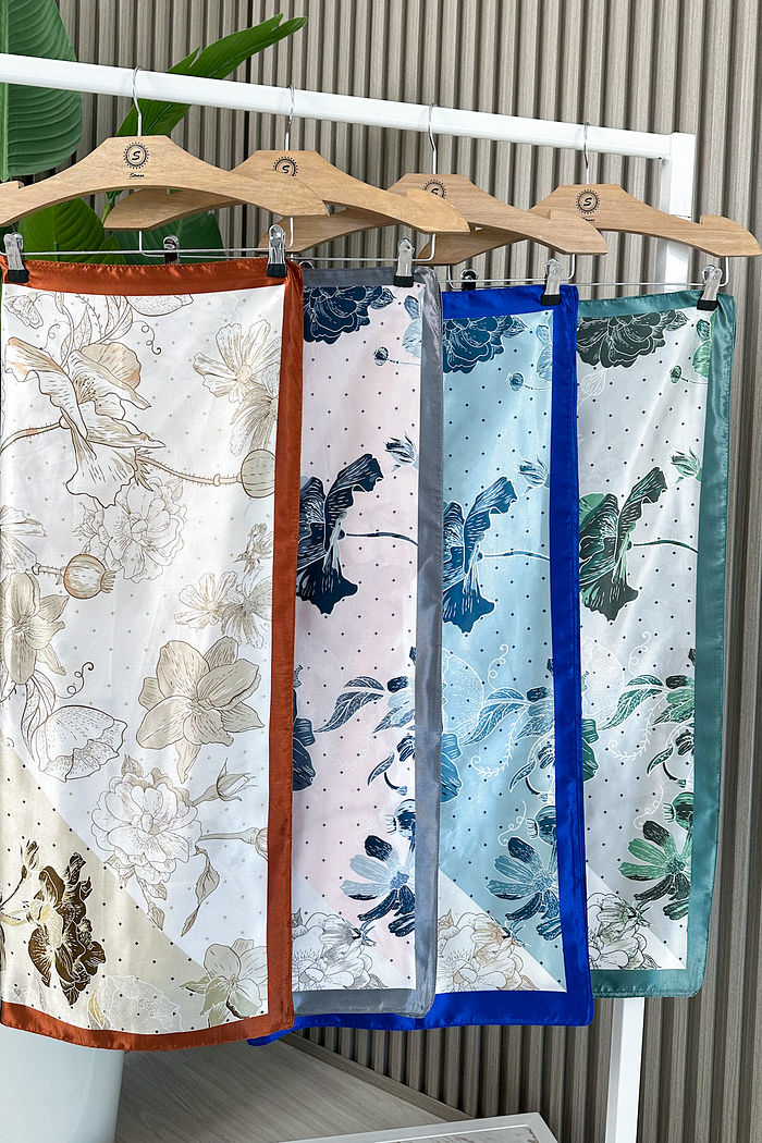 LENÇO DE CETIM SARA