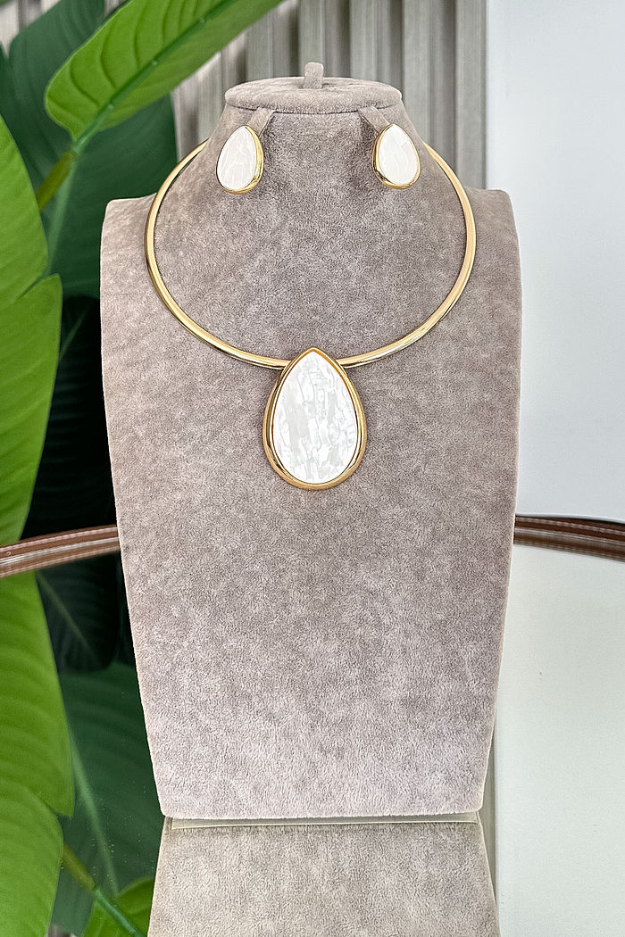 CONJUNTO COLAR E BRINCO LUPITA - DOURADO