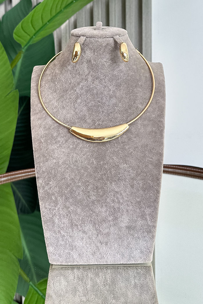 CONJUNTO COLAR E BRINCO LORENA