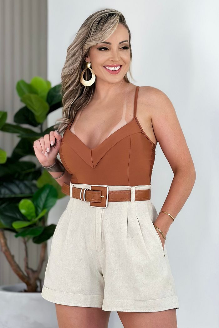 REGATA C/ ALÇAS FINAS CELINA - CARAMELO