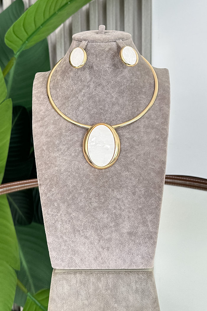 COLAR DOURADO LISA - NA COMPRA DO COLAR, GANHE O BRINCO!