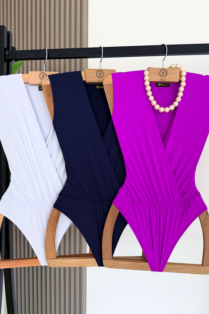 BODY TRANSPASSADO REGATA CIARA - FECHA COLEÇÃO