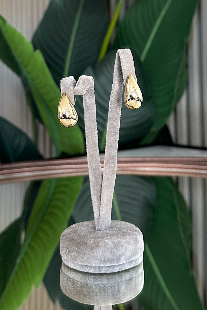 BRINCO DOURADO LUDMILA