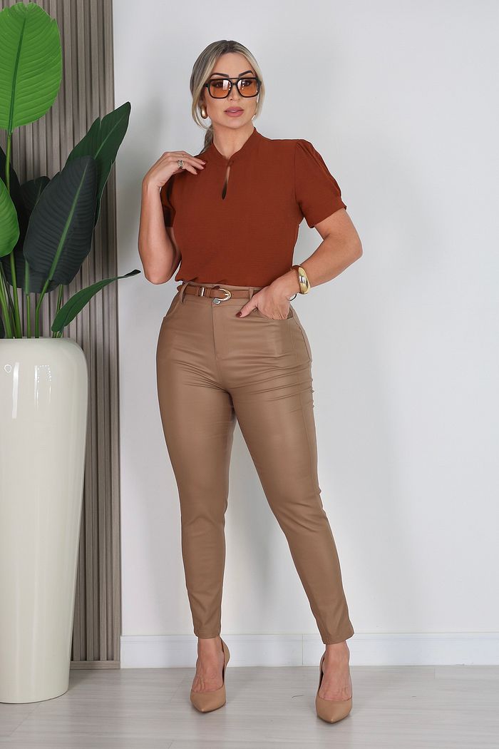 CALÇA RESINADA REGINA - BEGE