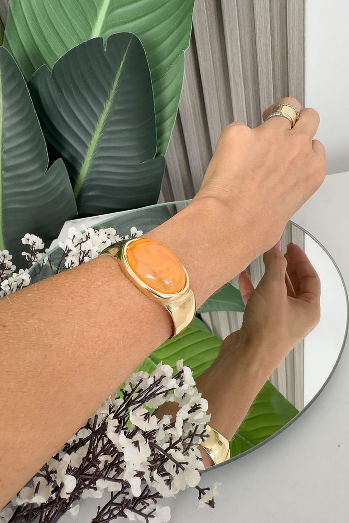 BRACELETE DOURADO C/ CORAL SÉRVIA