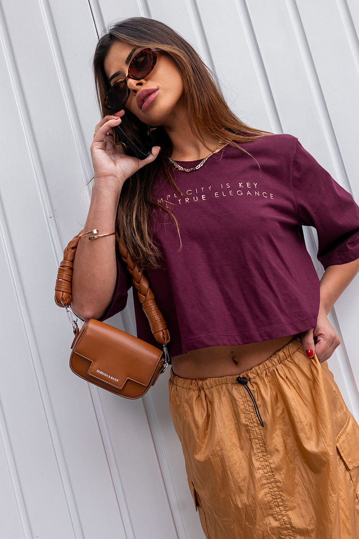 Tshirt Cropped Simplicity Vinho