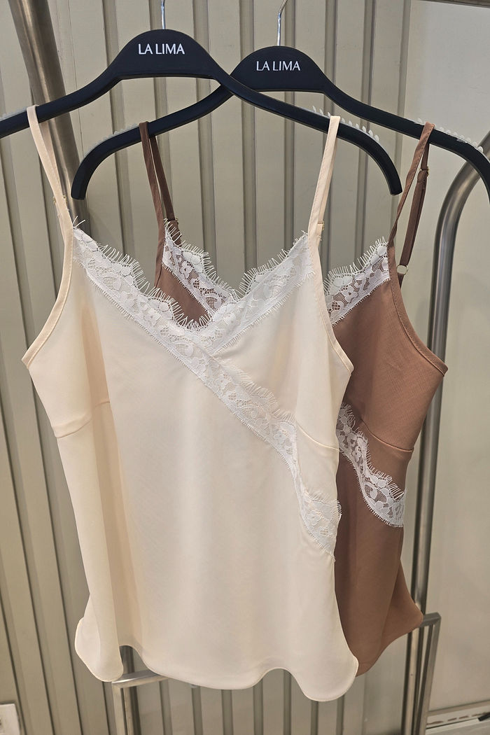 Alcinha Renda Chantily Crepe 2 Cores