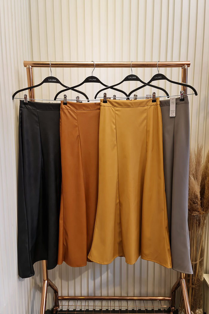 Saia Sereia Longa Couro em Cores