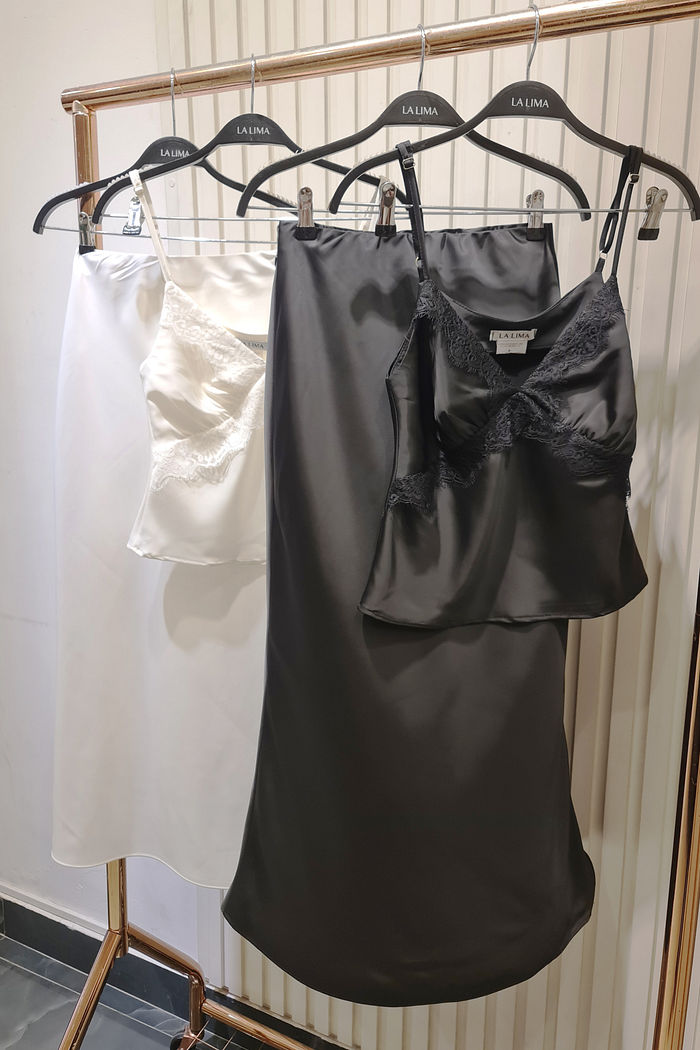 Saia Sereia Cetim Grosso Elástico 2 cores