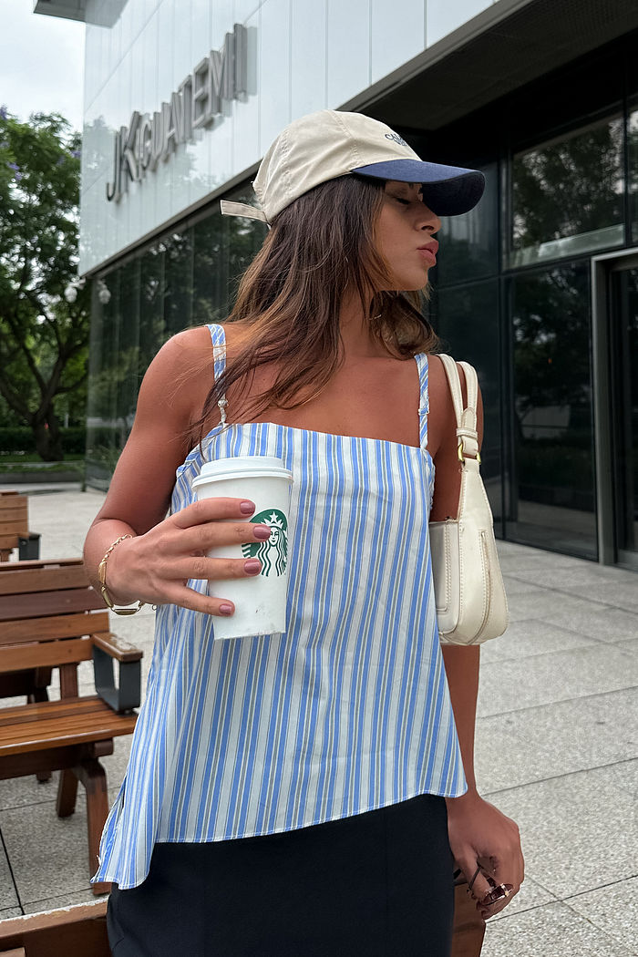 Blusa Listrada Assimétrica Poliamida 2 cores