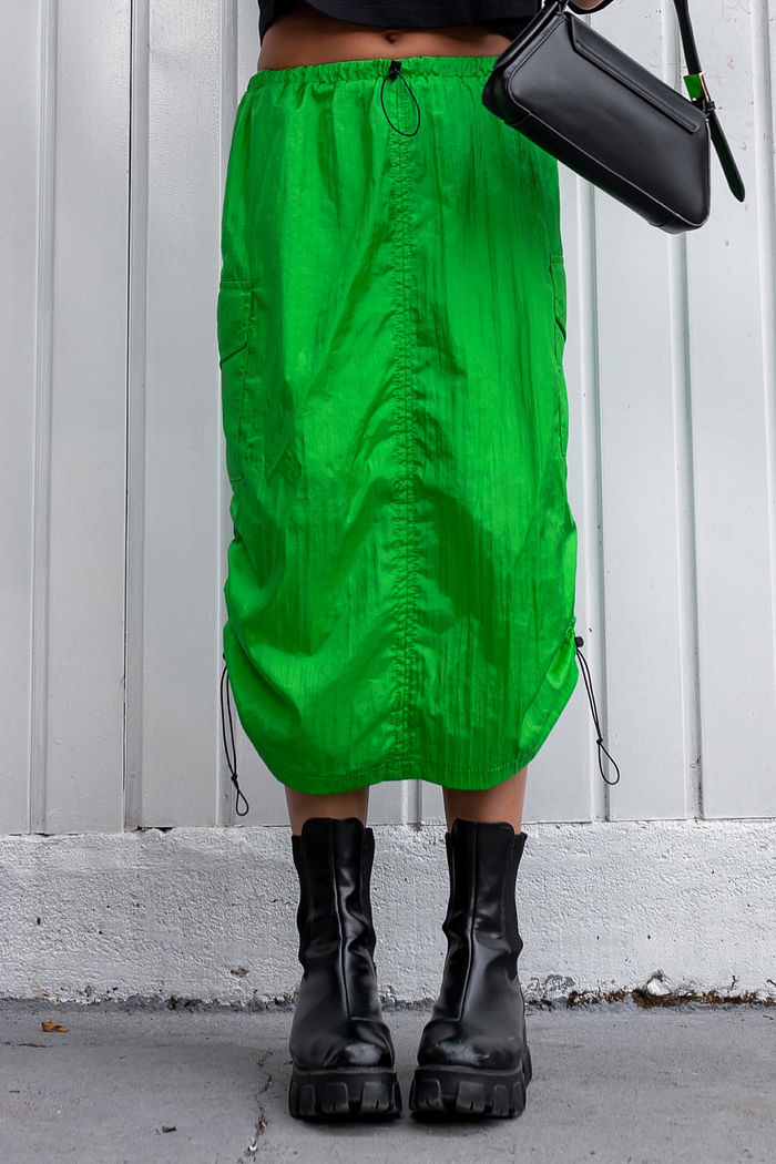 Saia Parachute Midi Brilho Verde