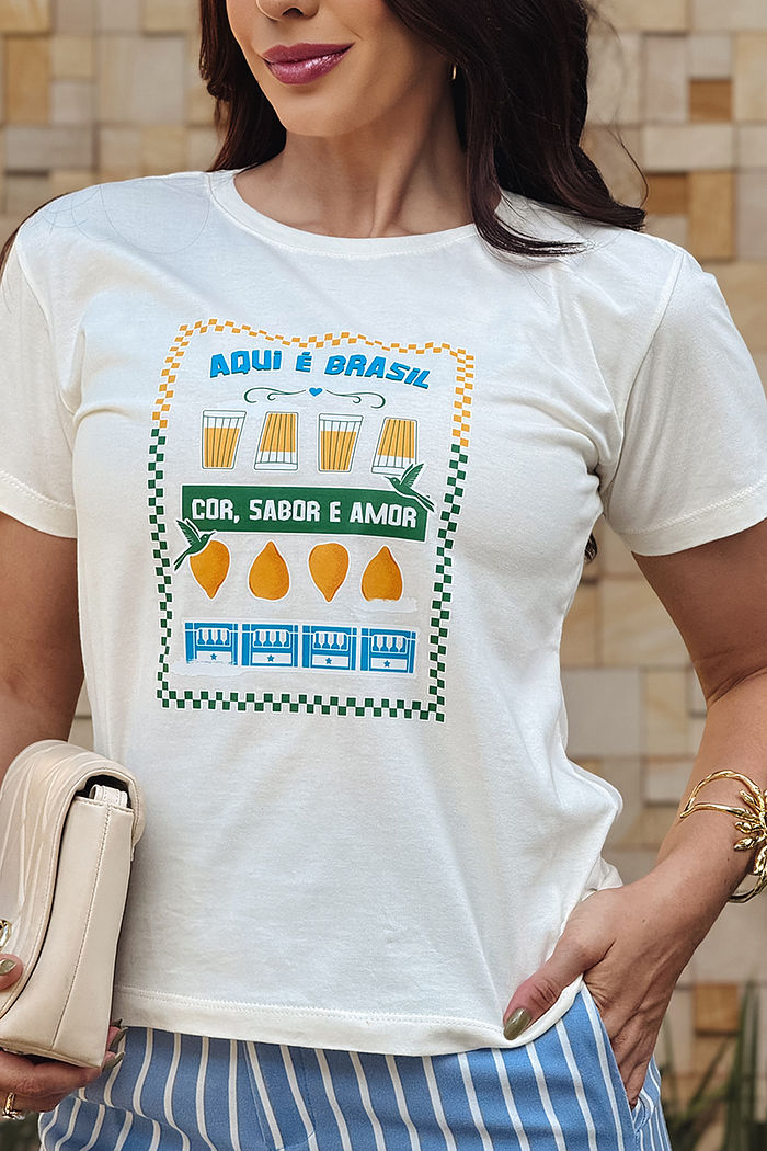 T-Shirt Aqui é o Brasil, cor, sabor e amor DTF - OFF
