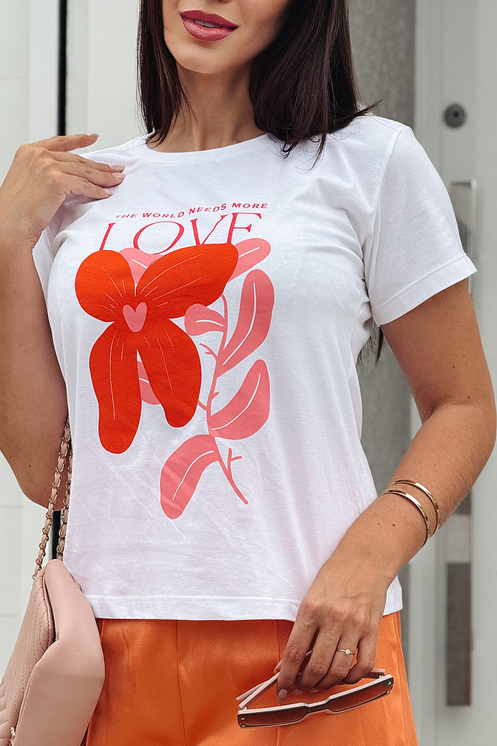 T-Shirt The World needs more love - Neve