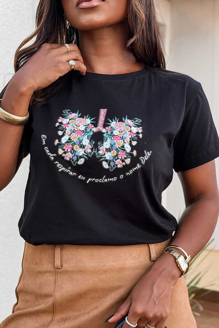 T-Shirt Eu proclamo o nome Dele DTF - Preto