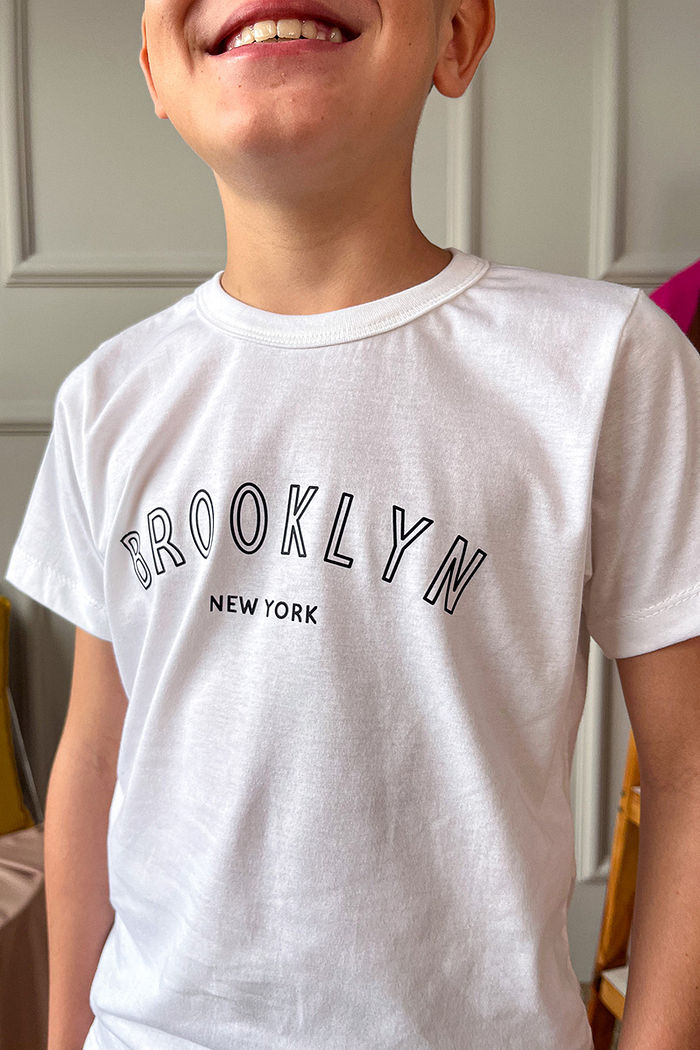 T-Shirt Infantil Brooklyn DTF - Neve