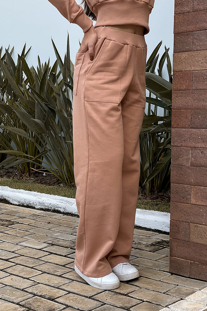 Calça Wide Leg moletom com bolso - Amêndoa