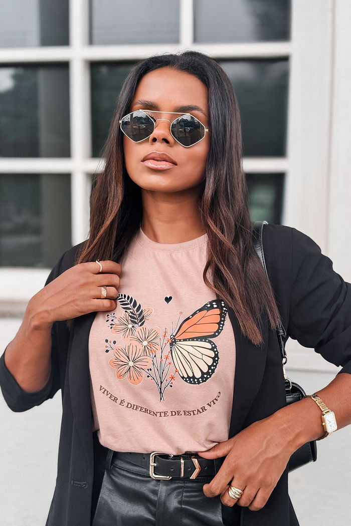 T-Shirt Viver é diferente de estar vivo DTF - Chocoleite