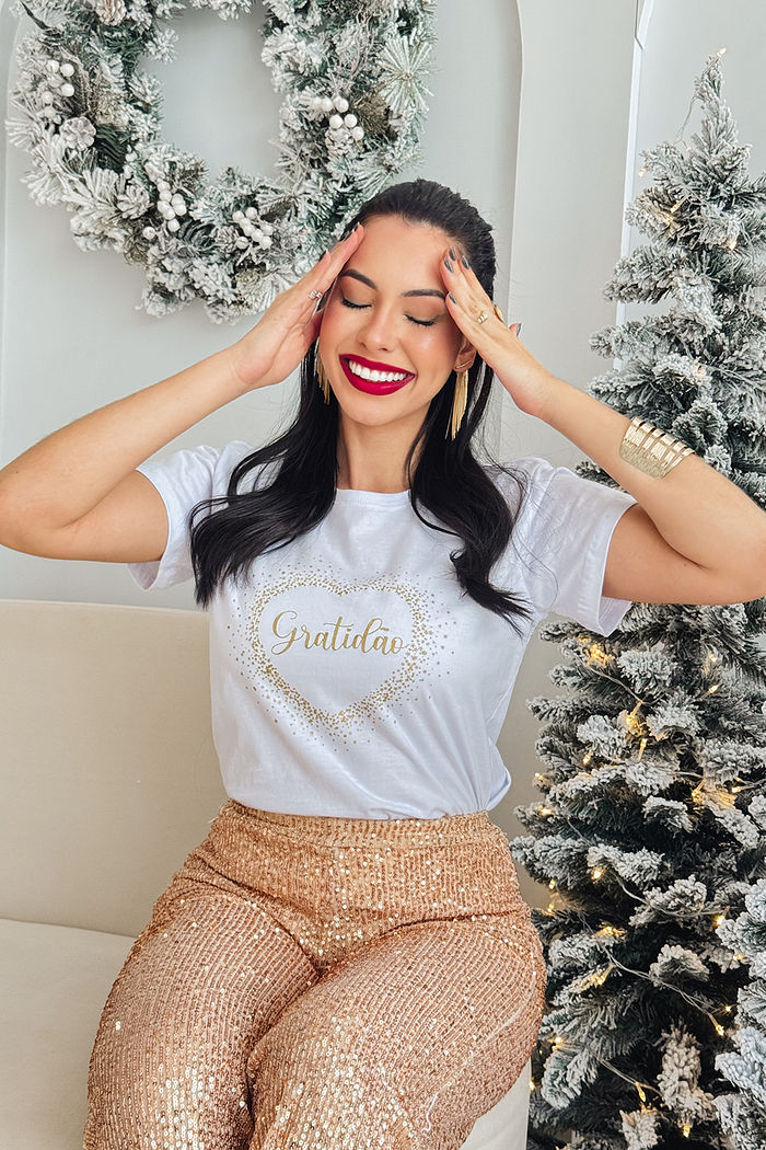 T-Shirt Coração Gratidão - Branco