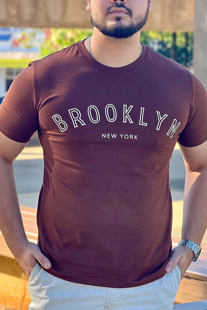 Max Tee Unissex Brooklyn new york - Marrom