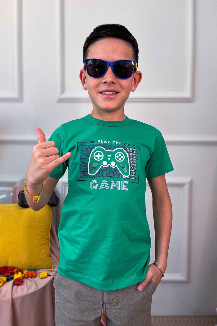 T-Shirt Infantil Play The Game DTF - Verde Bandeira