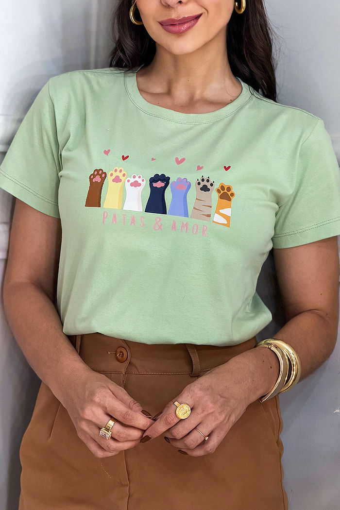 T-Shirt Patas e amor DTF - Green