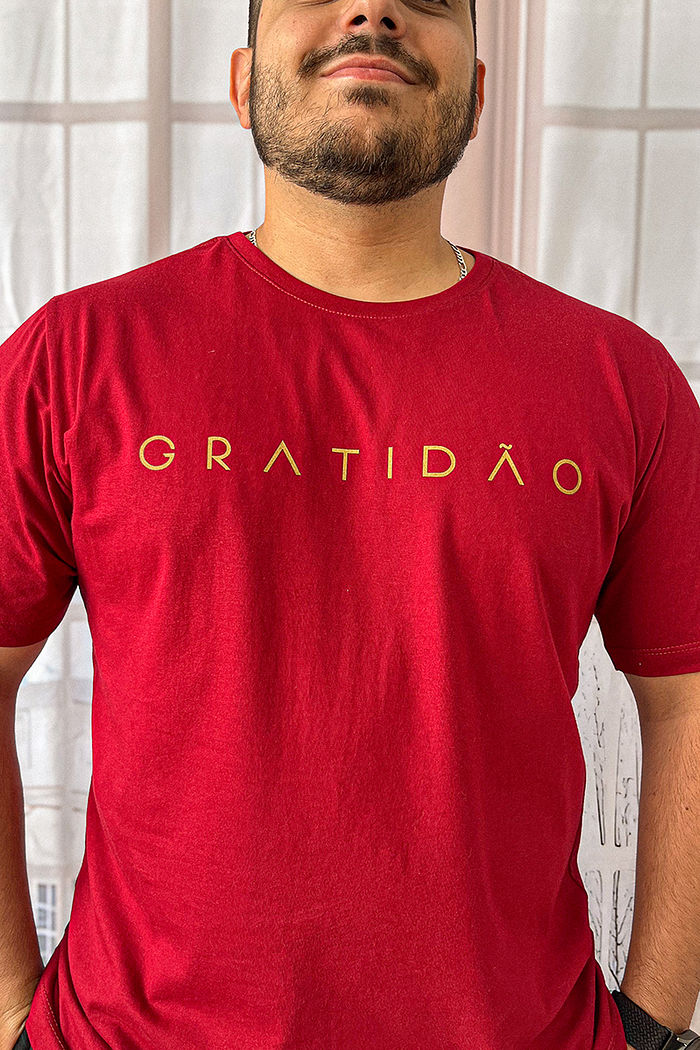 Max Tee Unissex Gratidão - Bordô