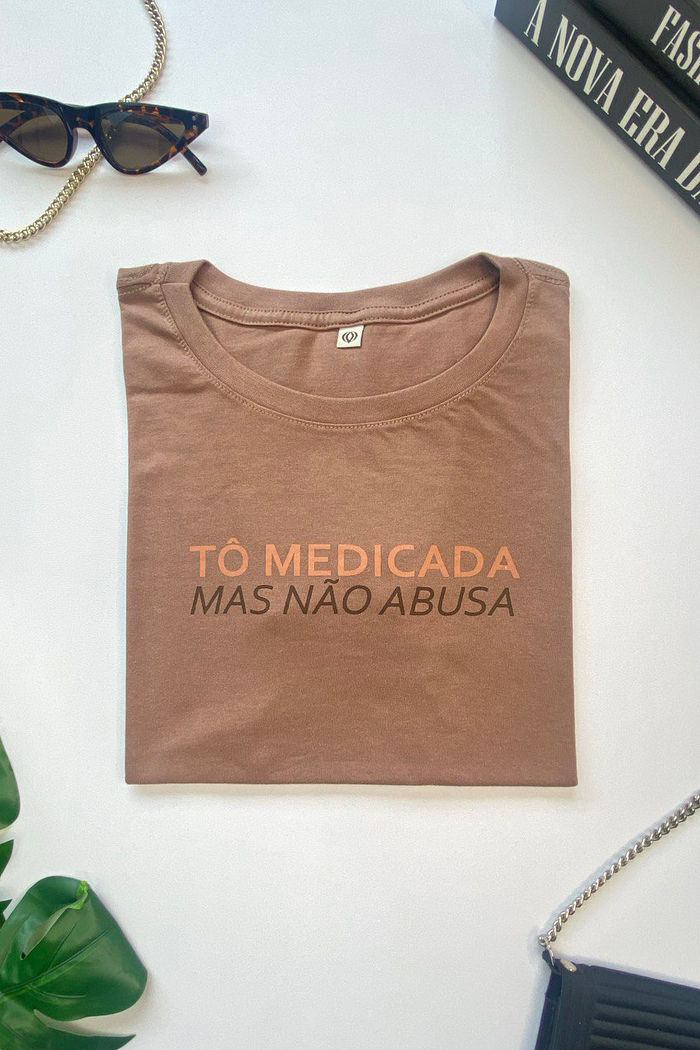 T-Shirt Tô medicada, mas não abusa - Nescau