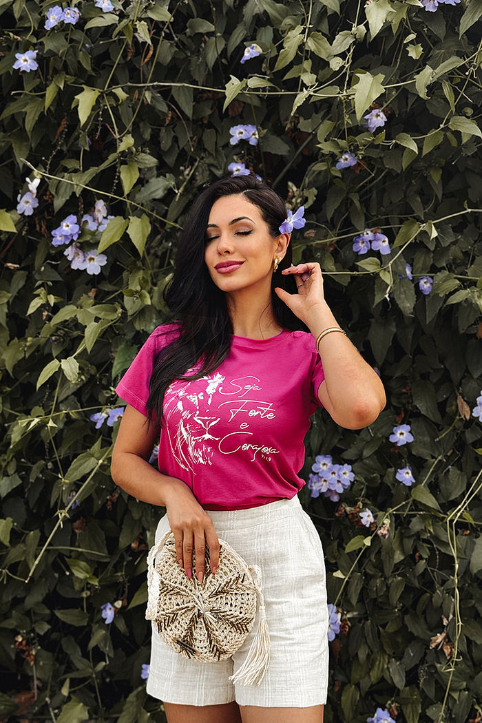 T-Shirt Seja forte e corajosa leão DTF - Pitaia