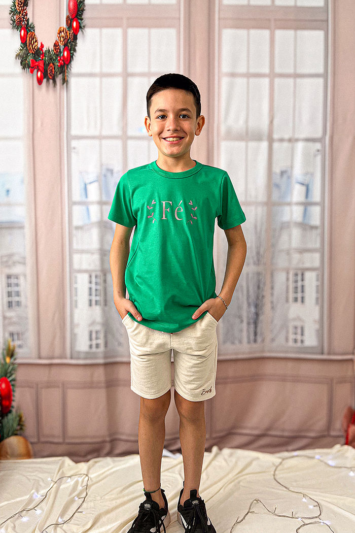 T-Shirt Infantil Fé DTF - Verde Bandeira