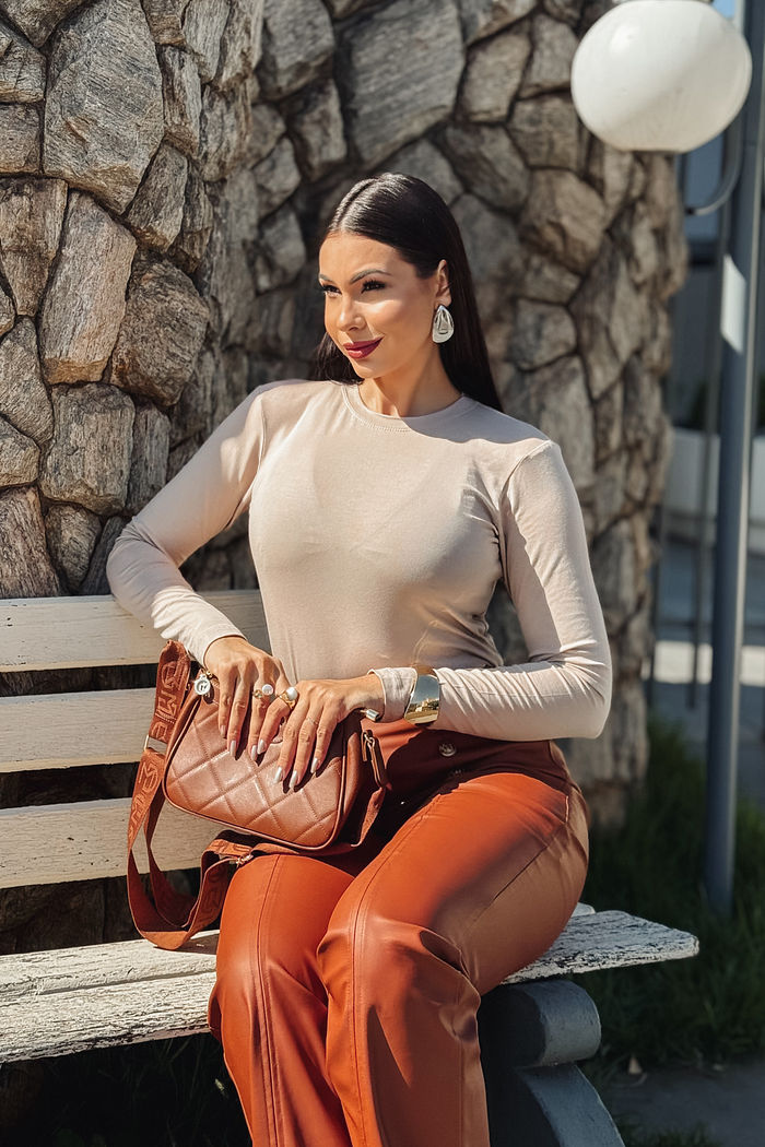 Blusa Giovana Manga Longa Viscolycra - Bege