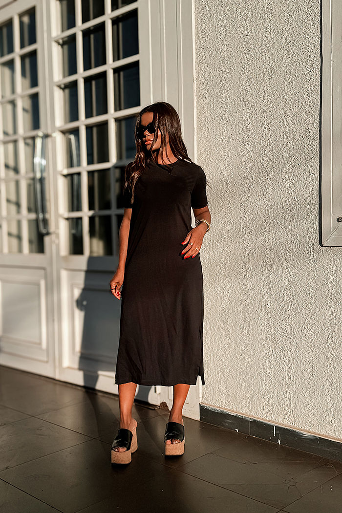 Vestido Midi Carol Preto