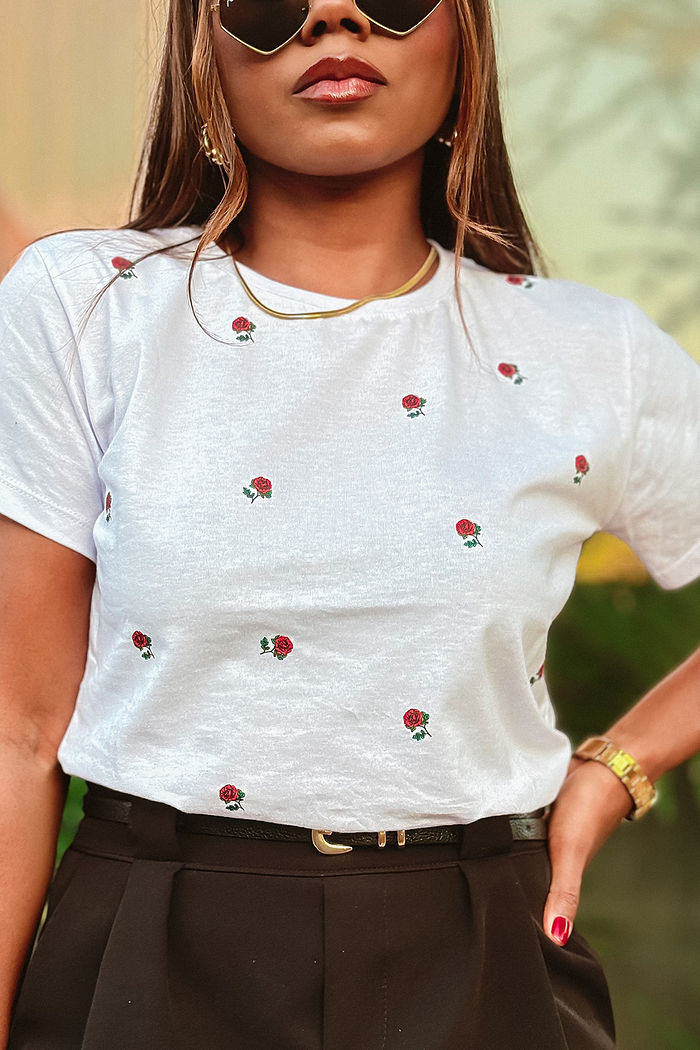 T-Shirt Rosas poá -  Branco