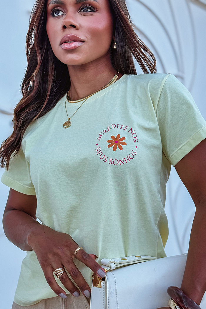 T-Shirt Acredite nos seus sonhos DTF - Manteiga