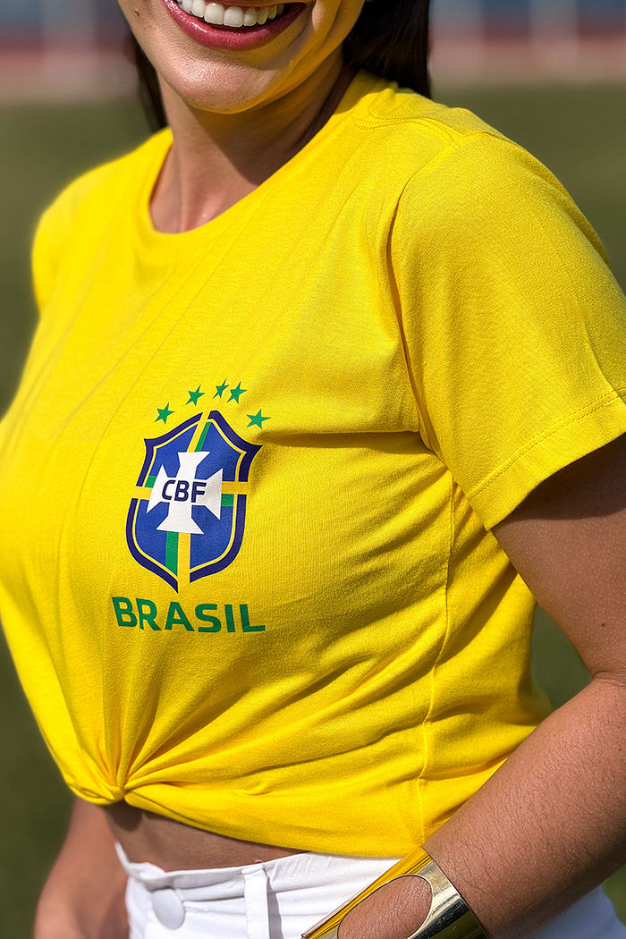 T-Shirt Brasão DTF - Amarelo forte