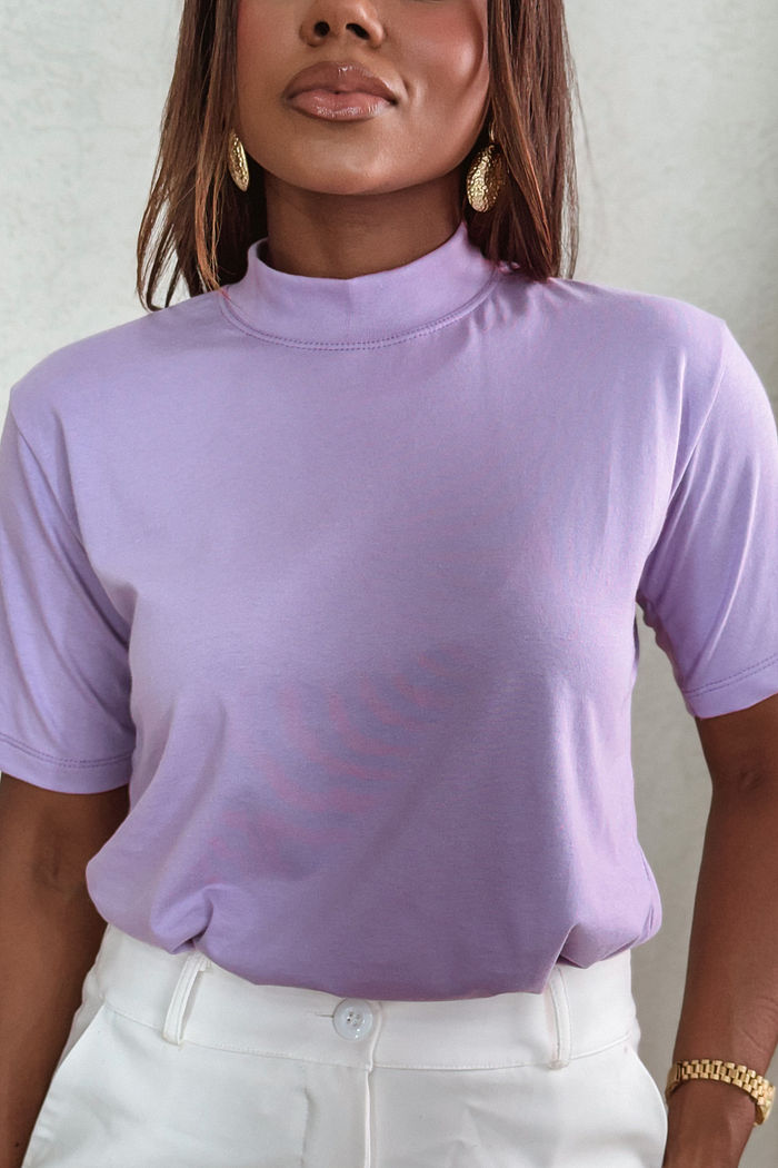 T-Shirt Gola Alta Básica Lavanda