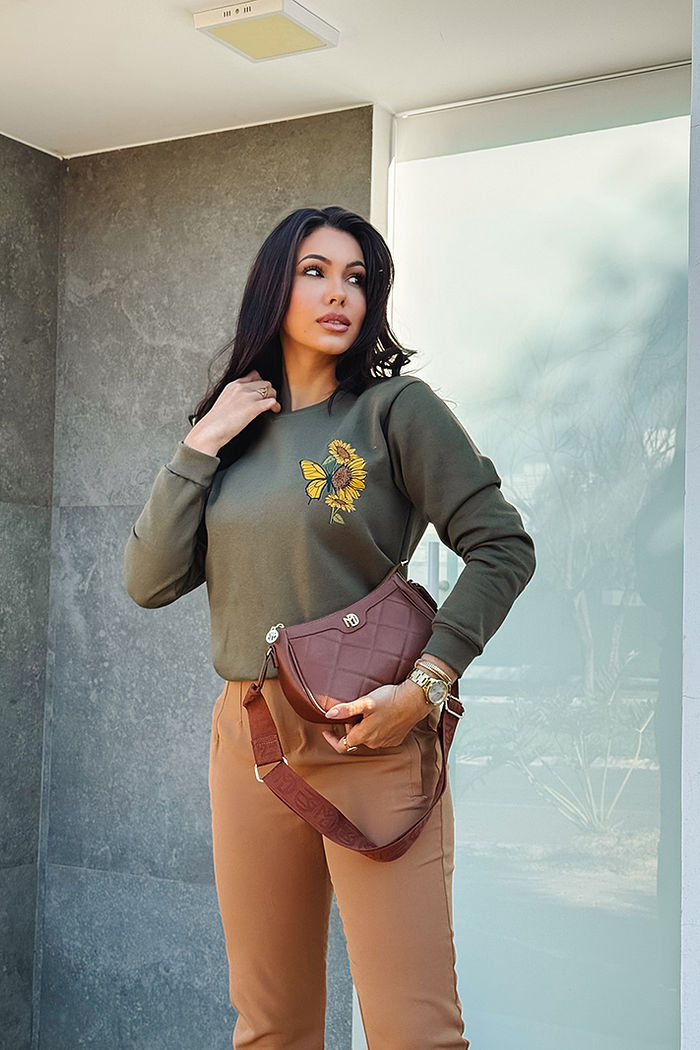 Moletom Gola Careca Borboleta e Girassóis Peito DTF - Verde Musgo