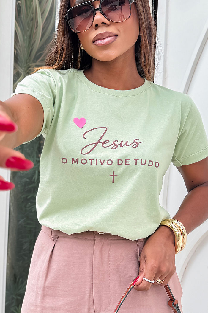 T-Shirt Jesus o motivo de tudo AR - Verde chá