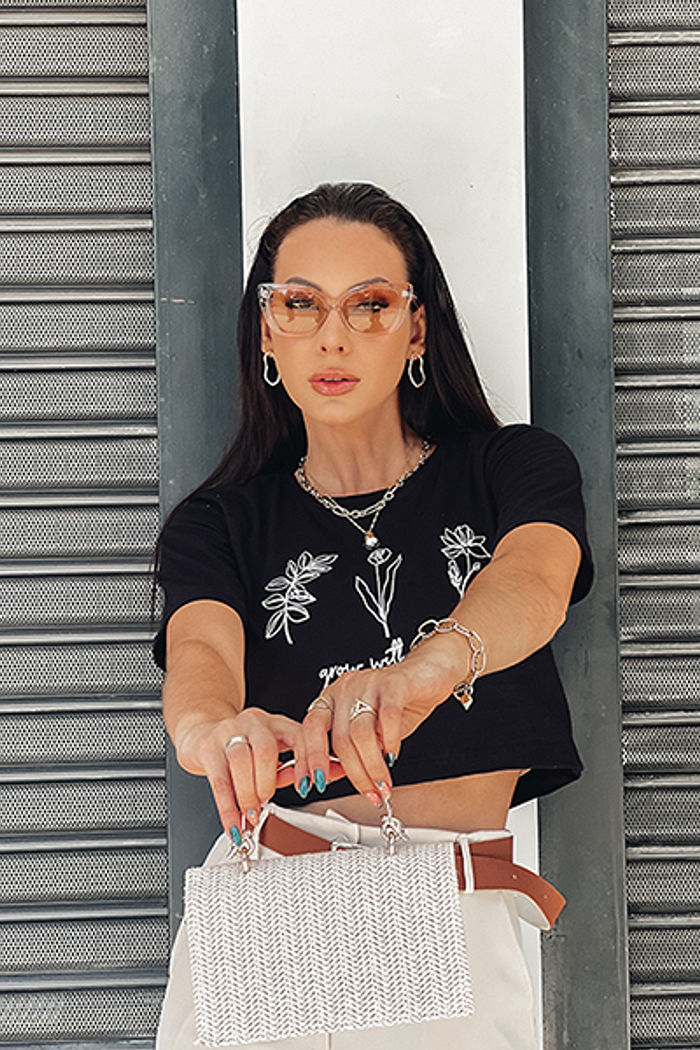 Cropped soltinho Emily Grow with grace DTF - Preto