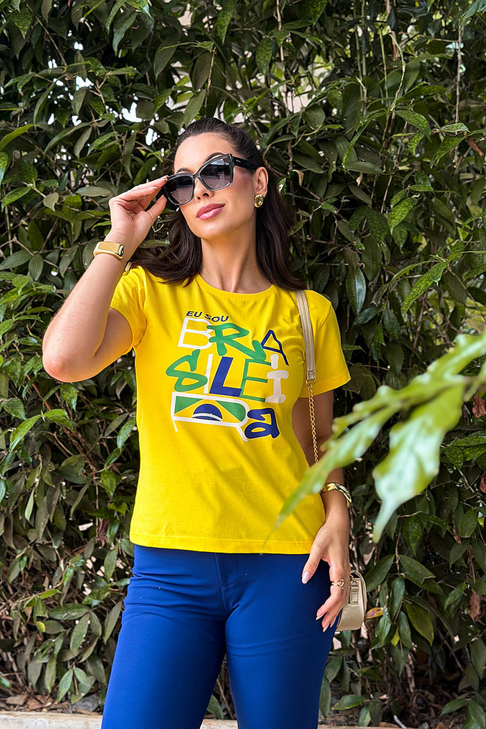 T-Shirt Eu sou Brasileira DTF - Amarelo forte