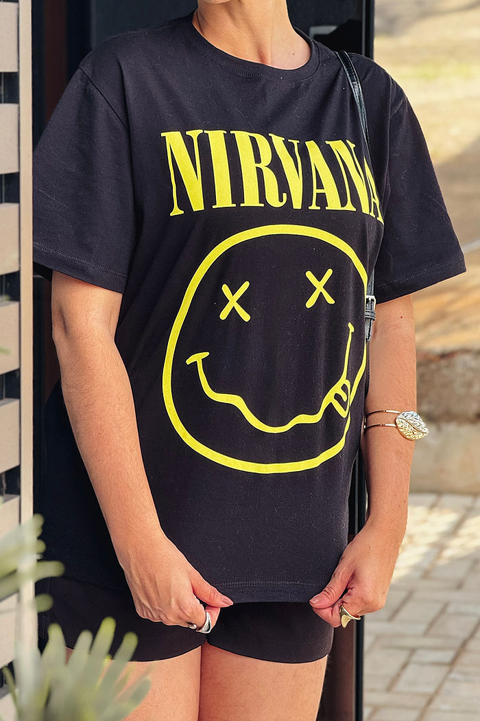 Max Tee Unissex Nirvana - Preto