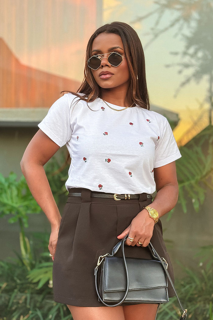 T-Shirt Rosas Poá - Branco