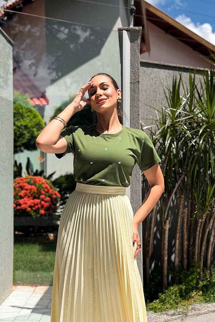 T-Shirt Borboletas poá - Verde Oliva