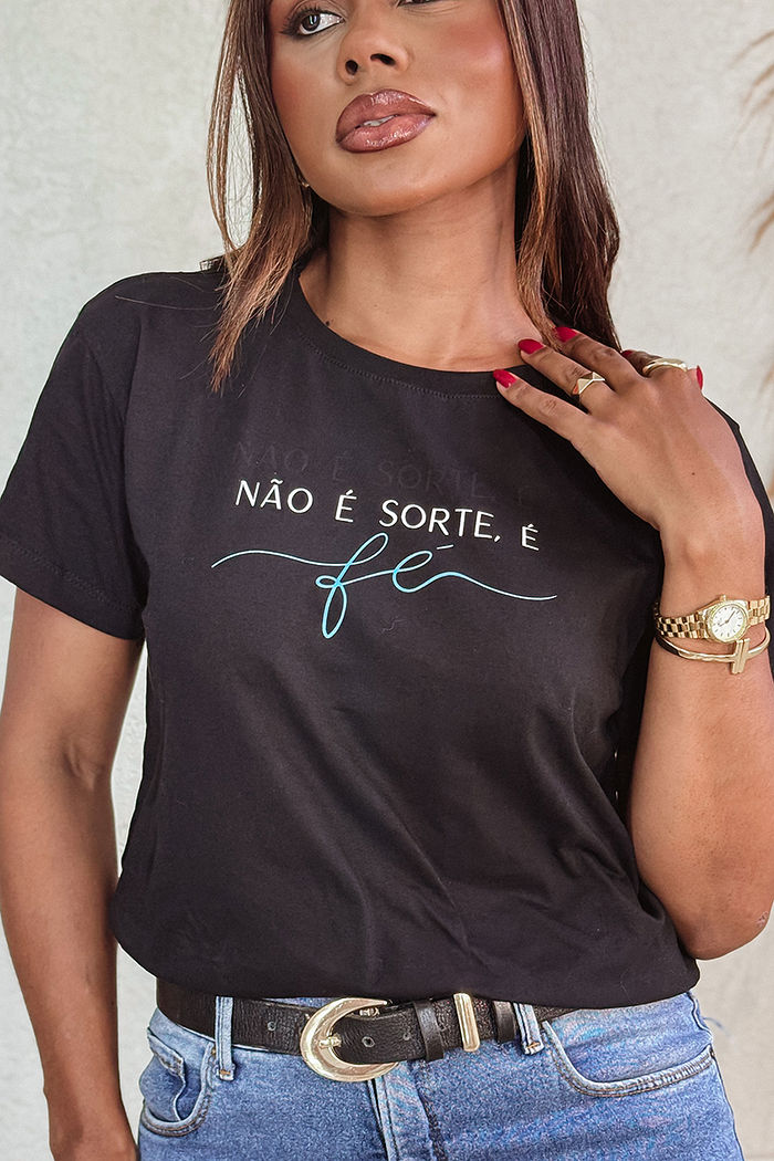 T-Shirt Não é sorte, é fé - Preto
