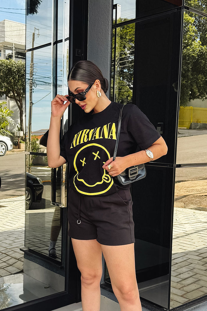 Max Tee Unissex Nirvana - Preto