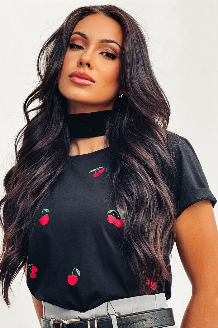 T-Shirt Cerejas poá - Preto