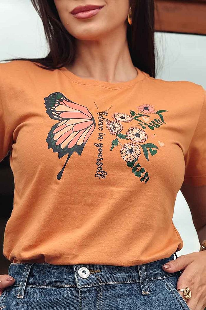 T-Shirt Believe in yourself Borboleta - Caramelo