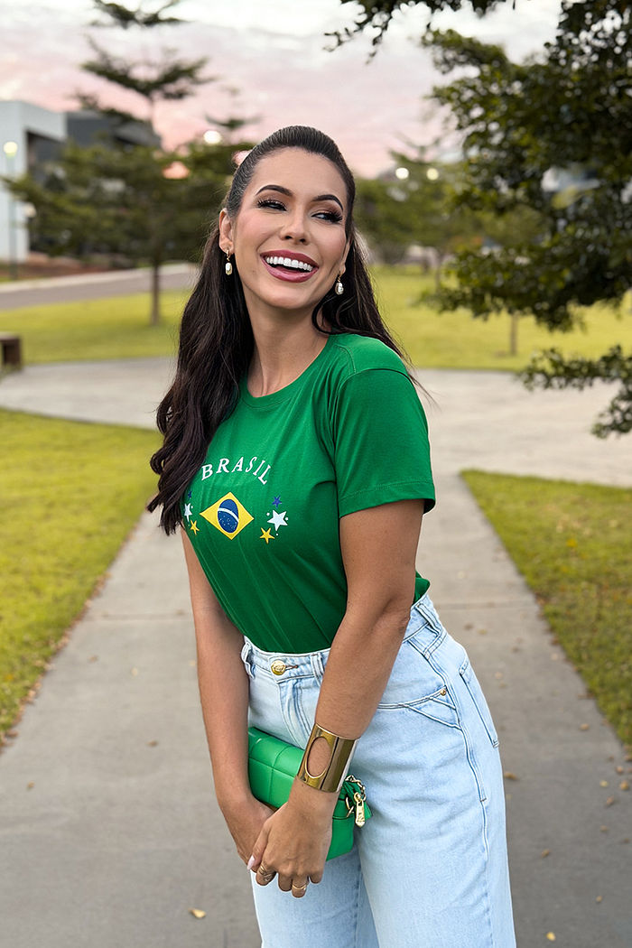 T-Shirt Brasil - Bandeira 03 Estrelas DTF - Verde Bandeira