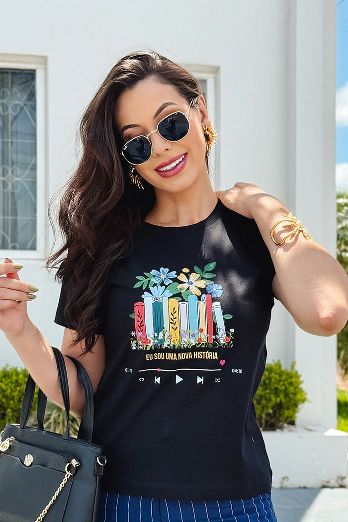 T-Shirt Eu sou uma nova história DTF - Preto